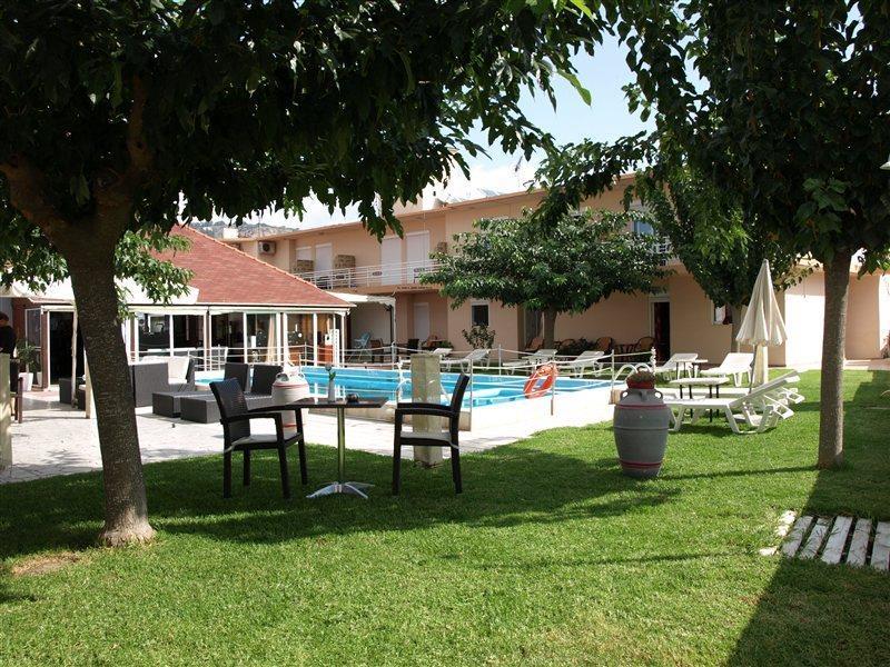 Marietta Aparthotel 2*